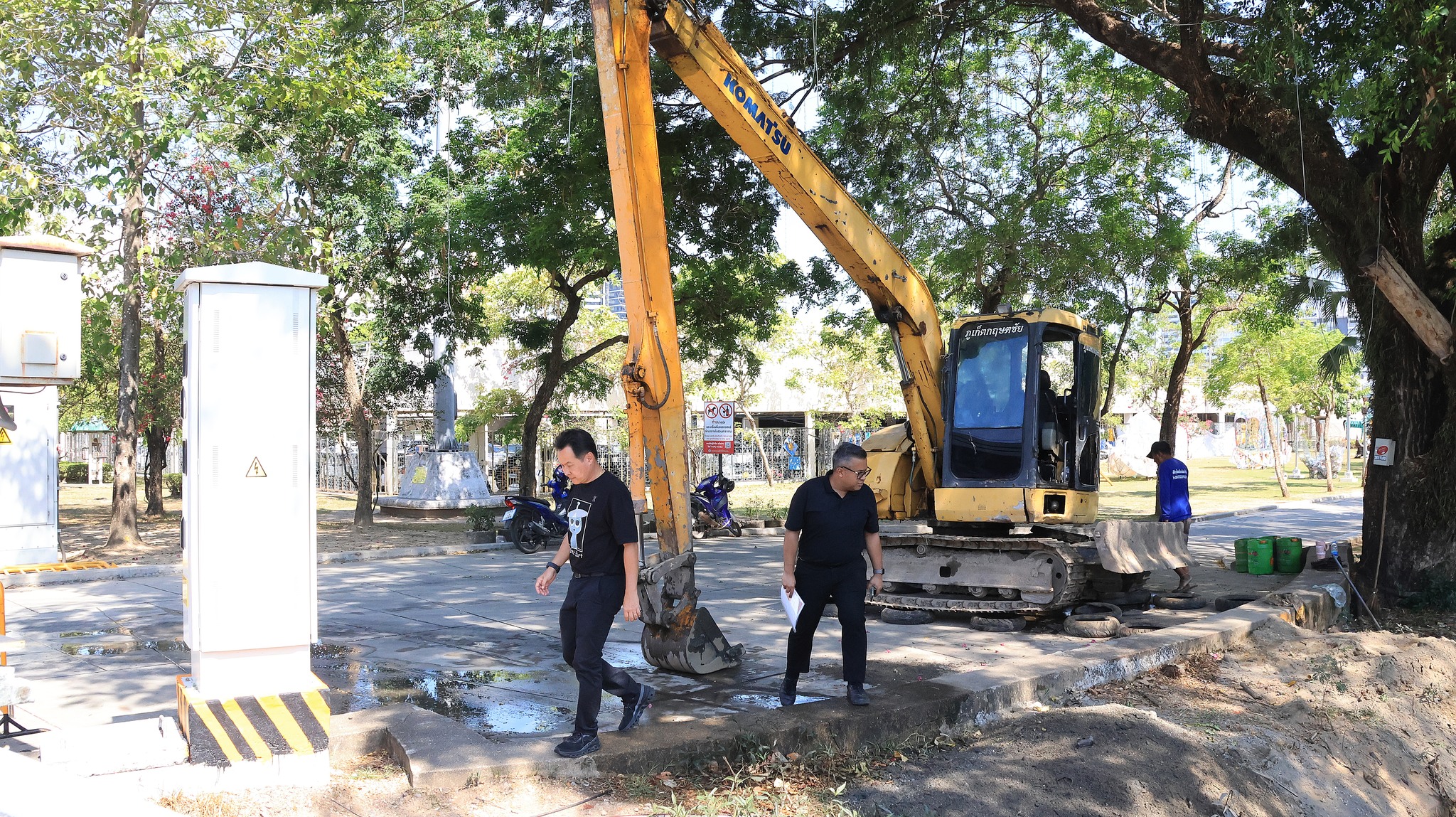 “นายกฯแตน” ลุยติดตามขุดลอกคลองบางใหญ่ คืบหน้า 80% เร่งรับมือฝน–น้ำทะเลหนุน